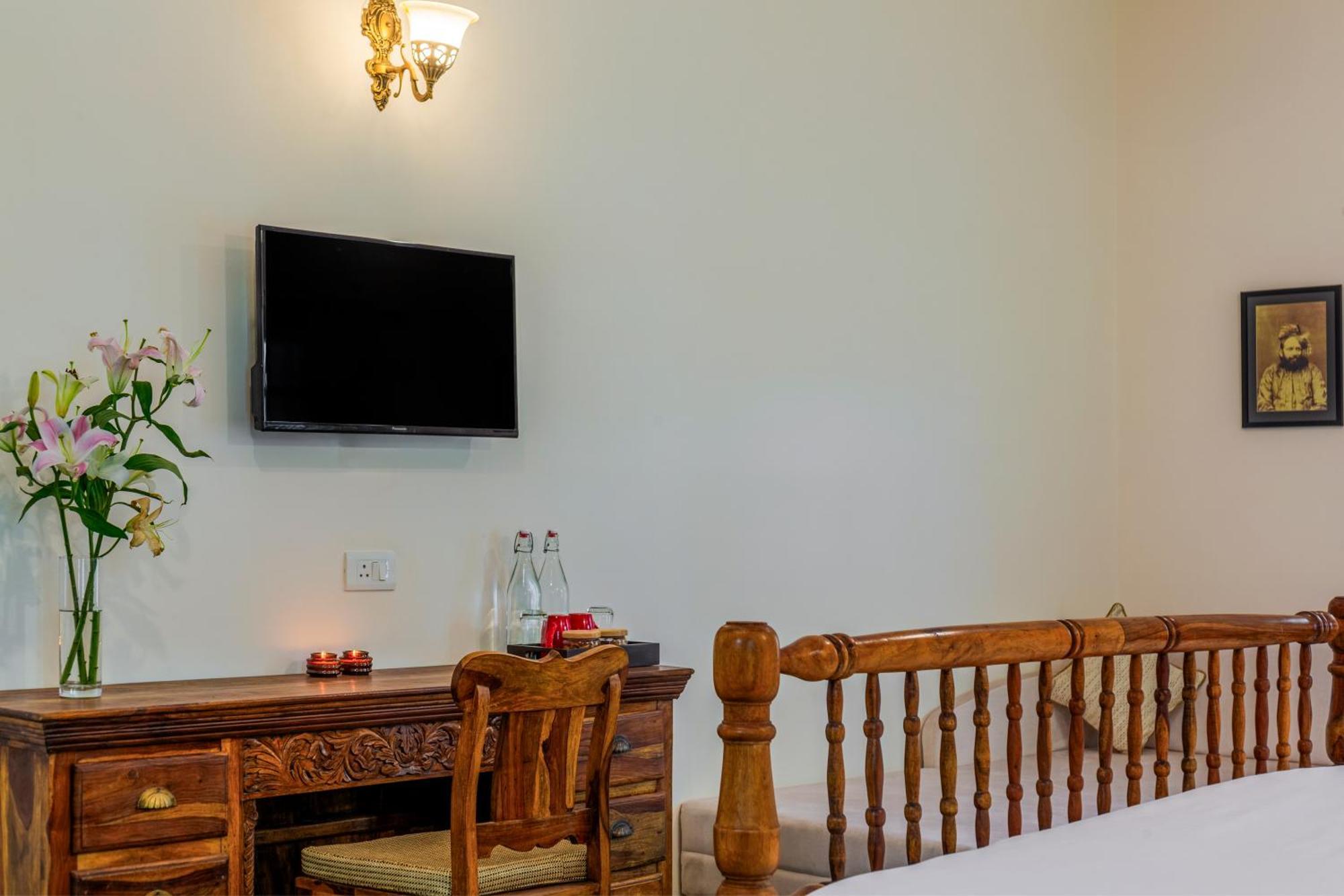 Sterling Aravalli Udaipur Exterior photo