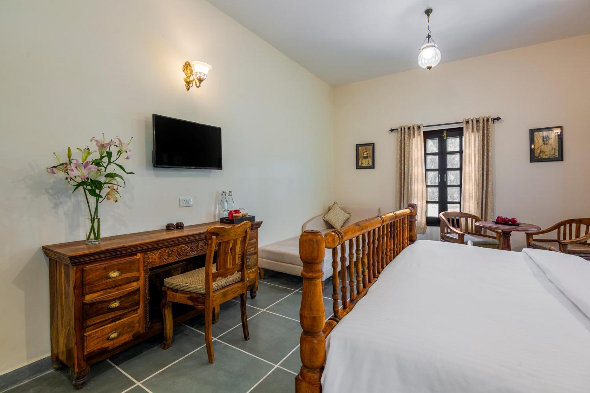 Sterling Aravalli Udaipur Exterior photo
