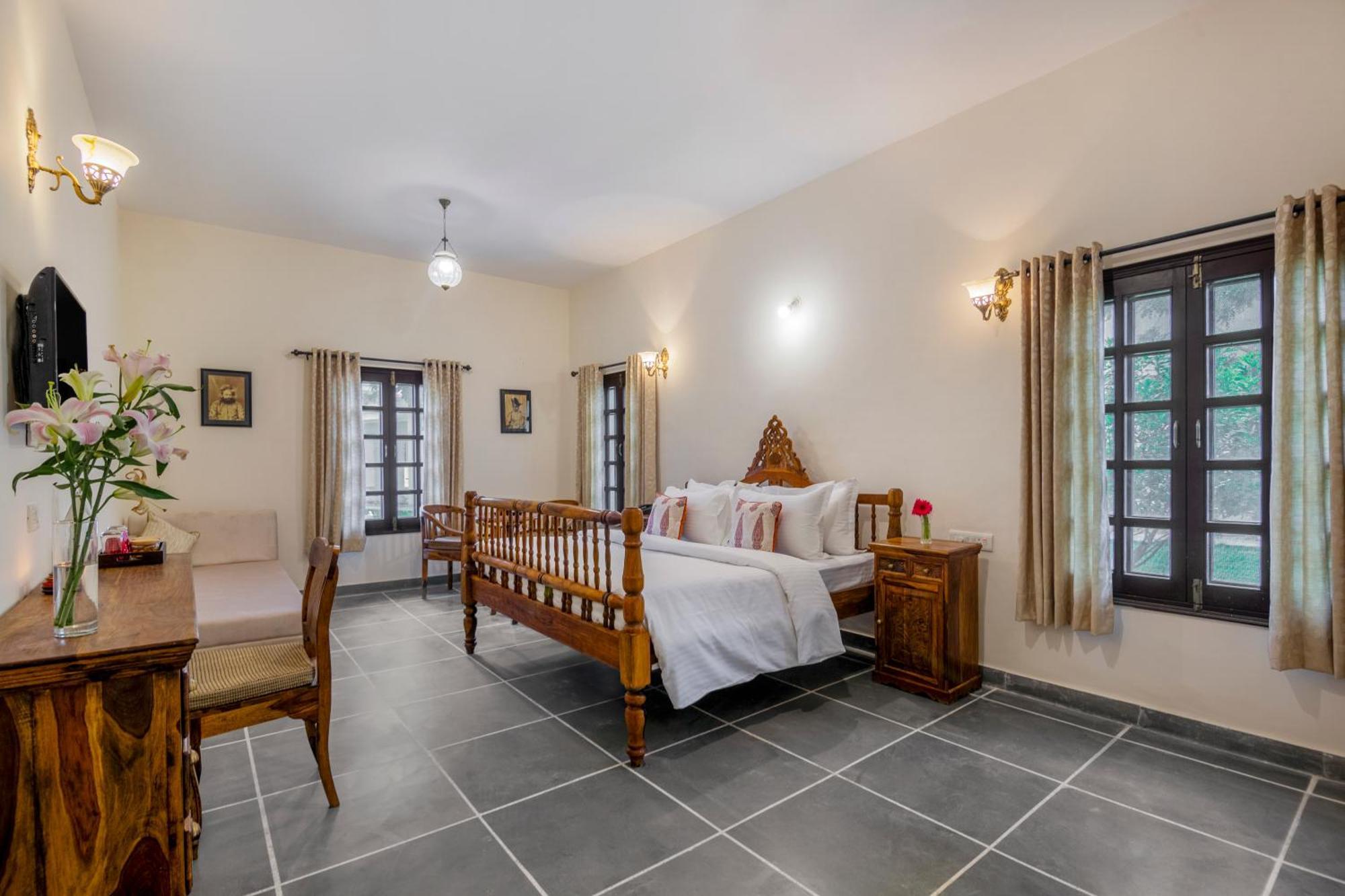 Sterling Aravalli Udaipur Exterior photo