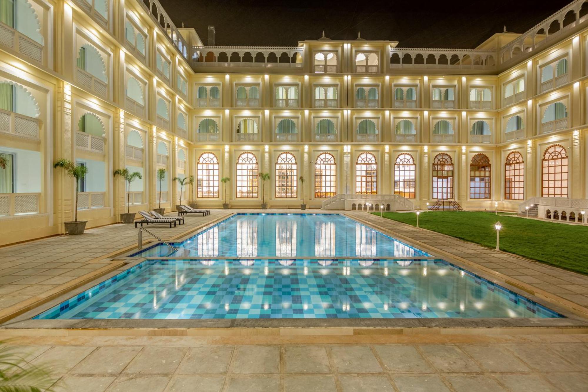 Sterling Aravalli Udaipur Exterior photo