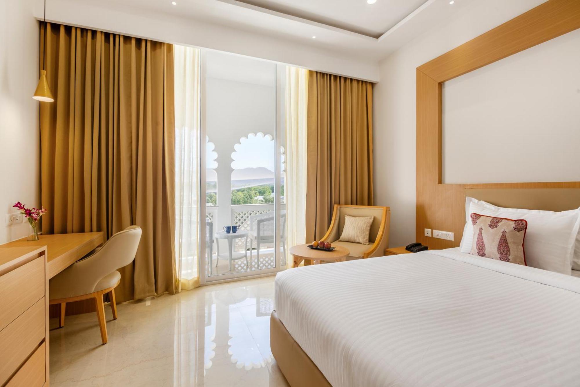Sterling Aravalli Udaipur Exterior photo
