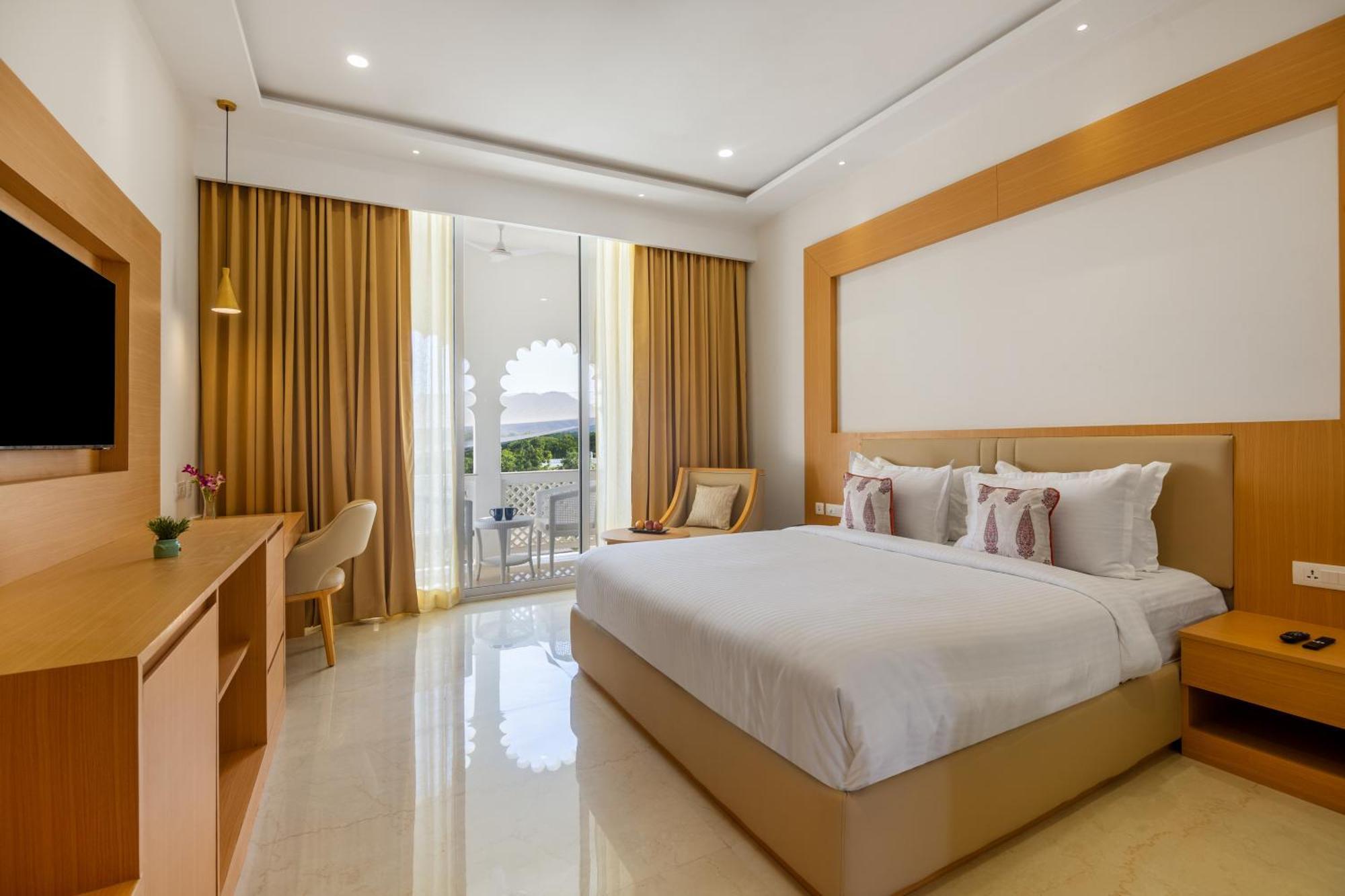 Sterling Aravalli Udaipur Exterior photo
