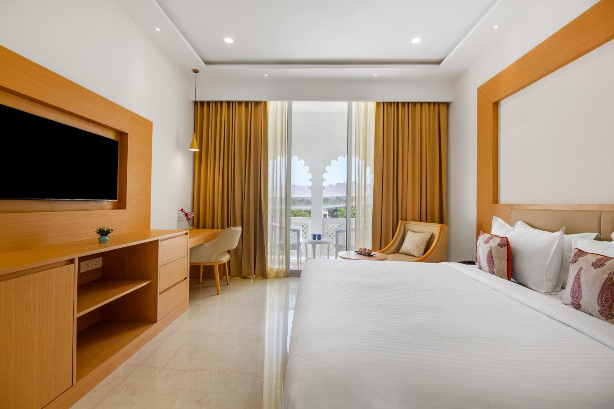 Sterling Aravalli Udaipur Exterior photo